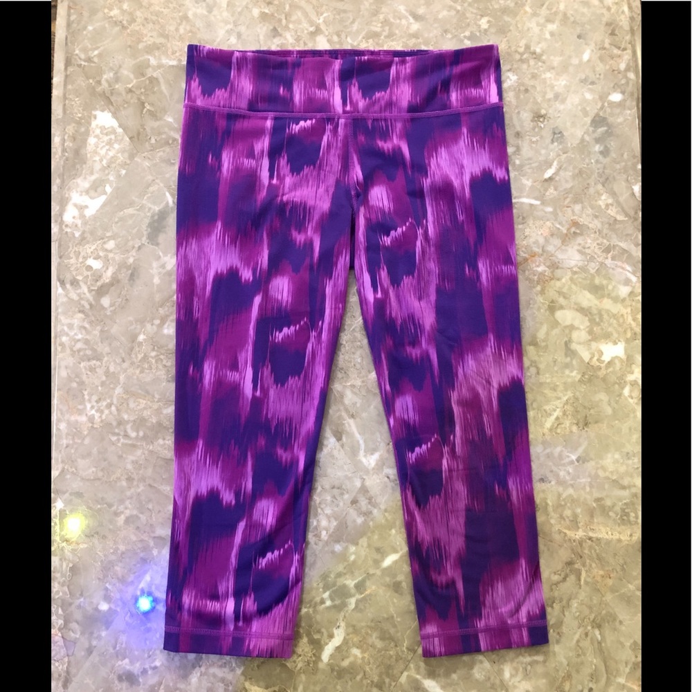 Under Armour Leggings. Purple/Pink Sz Medium